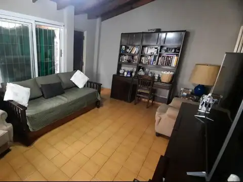 Casa en Venta en Caseros, USD 98.000