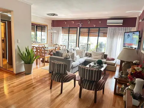 Cuenca 3400 , Piso 1