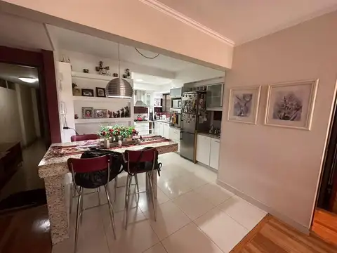 Departamento 3 ambientes con 2 baños