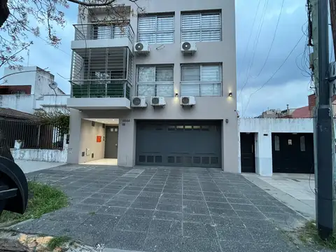 Depto. 2 amb con balcon. VENTA