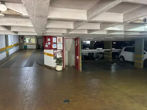 VENTA 2 COCHERAS FIJAS &amp; CUBIERTAS - BELGRANO R