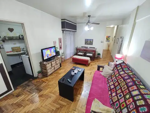 Venta departamento, 3 ambientes en Floresta.