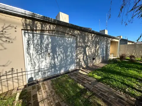 casa en alquiler lujan tres ambientes san roque  al 2318