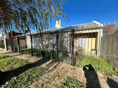 casa en alquiler lujan tres ambientes san roque  al 2318