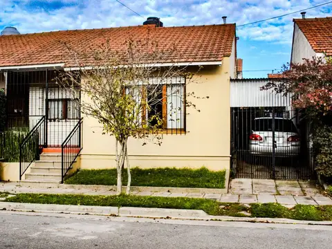 Venta PH al frente 3 ambientes con parque