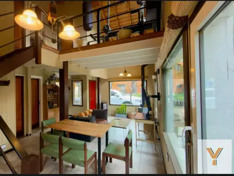 Depto Tipo Casa 4 ambientes con 2 baños