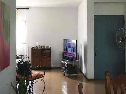 IRMA PEIRANO Y AV. DE CIRCUNVALACION  al 2600