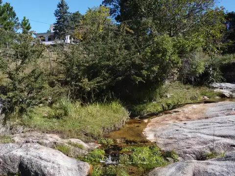 Pública 100, Piso 00