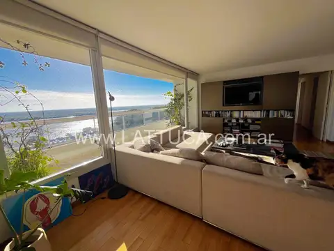 Departamento en Venta con 2 cocheras