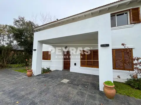Casa en Venta en Cañuelas, USD 210.000