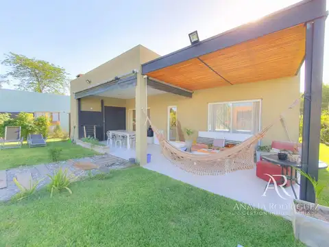 Casa en Venta en Countries y Barrios Cerrados en Pilar, USD 185.000