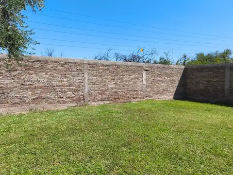 Casa 9 ambientes con 3 baños