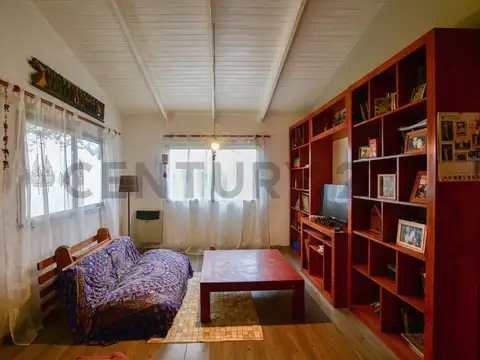 Casa 4 ambientes con 1 baño