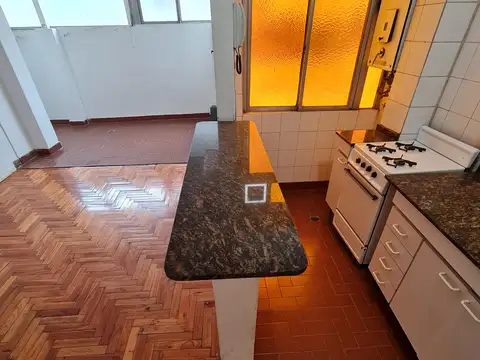 JUNIN 237 3 ª (BARRIO: CONGRSO)