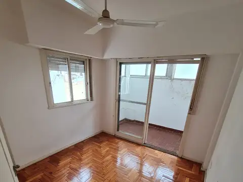 JUNIN 237 3 ª (BARRIO: CONGRSO)