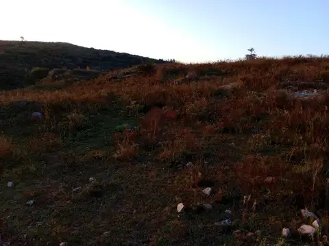 Terreno en Venta en Villa Giardino, USD 4.900