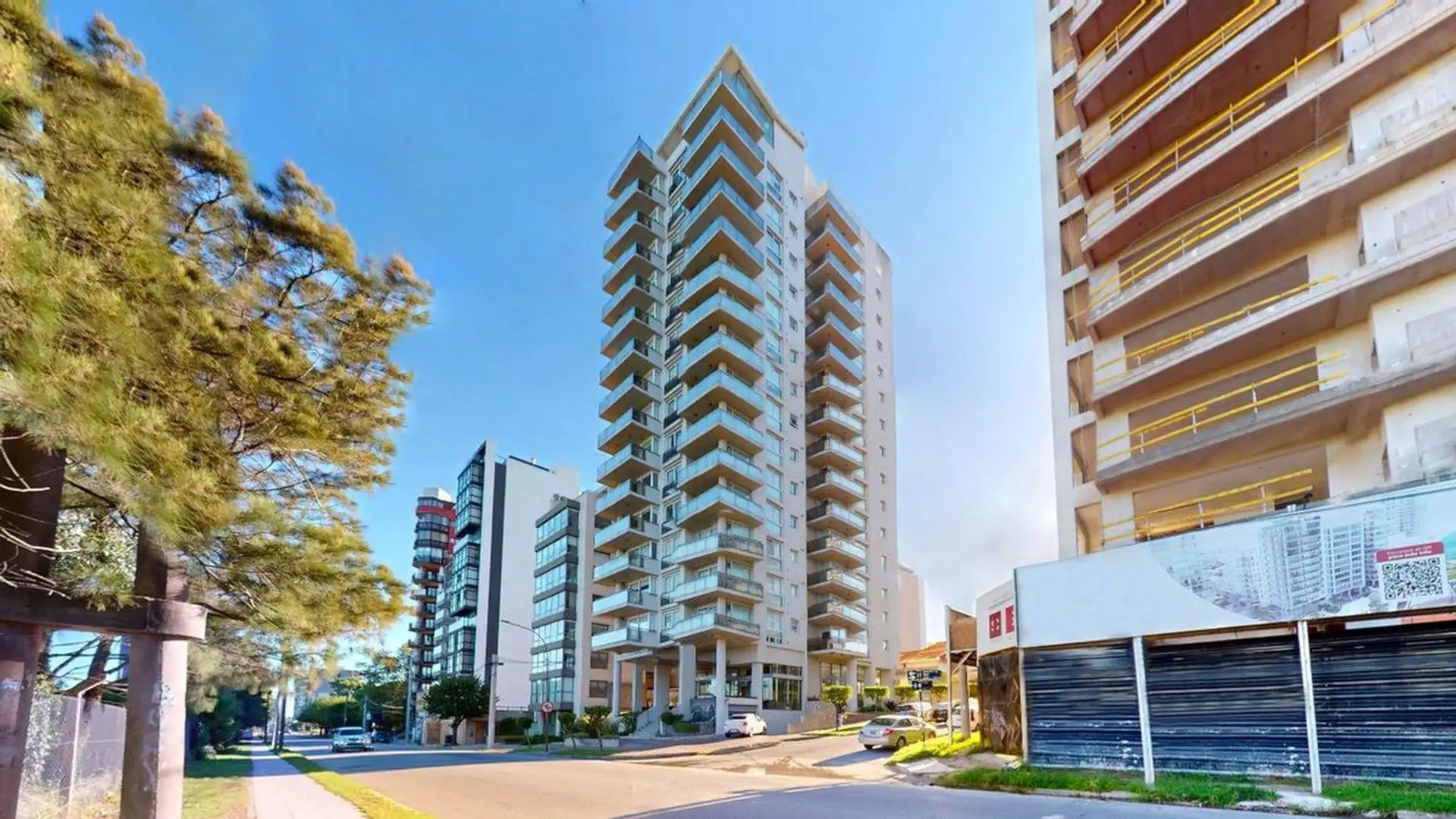 Venta departamento Maral54 piso 13 2amb y cochera