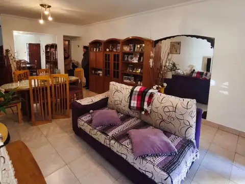 Depto Tipo Casa en Venta en Chilavert, USD 178.000