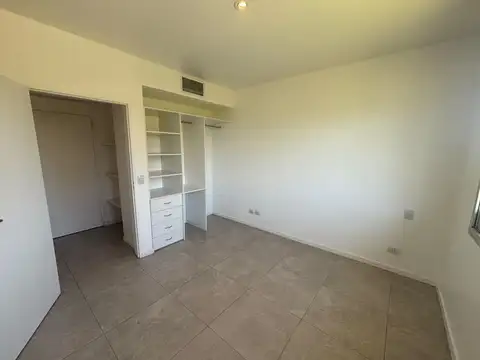 Departamento en Alquiler con 1 cocheras