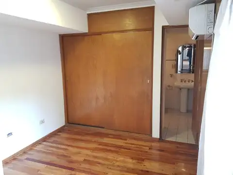 DEPARTAMENTO EN CALLE 25 DE MAYO - TRES DORMITORIOS