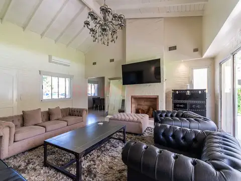 VENTA CASA COUNTRY BARRIO SAN DIEGO AMOBLADA