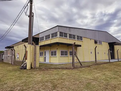Galpón industrial en venta o alquiler en el PAER Rafaela