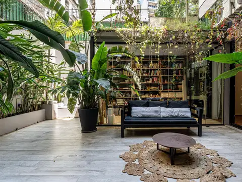 Avda del Libertador al 2000