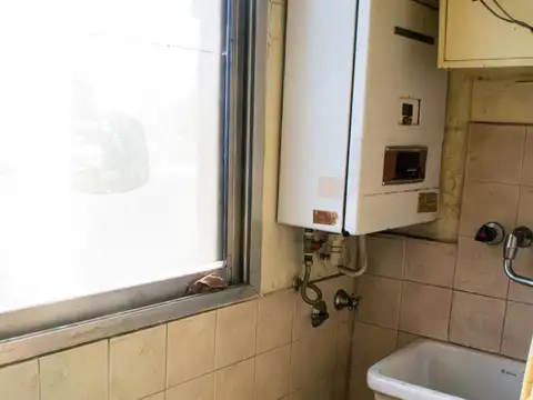 Varela 1400, Piso 4