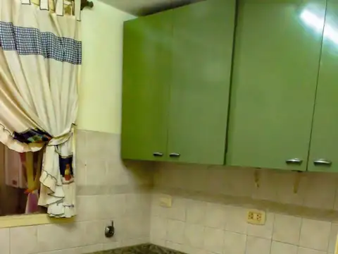 Departamento de 2 ambientes cerca centro comecial