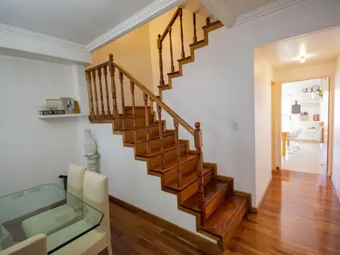 Casa 4 ambientes con 3 baños