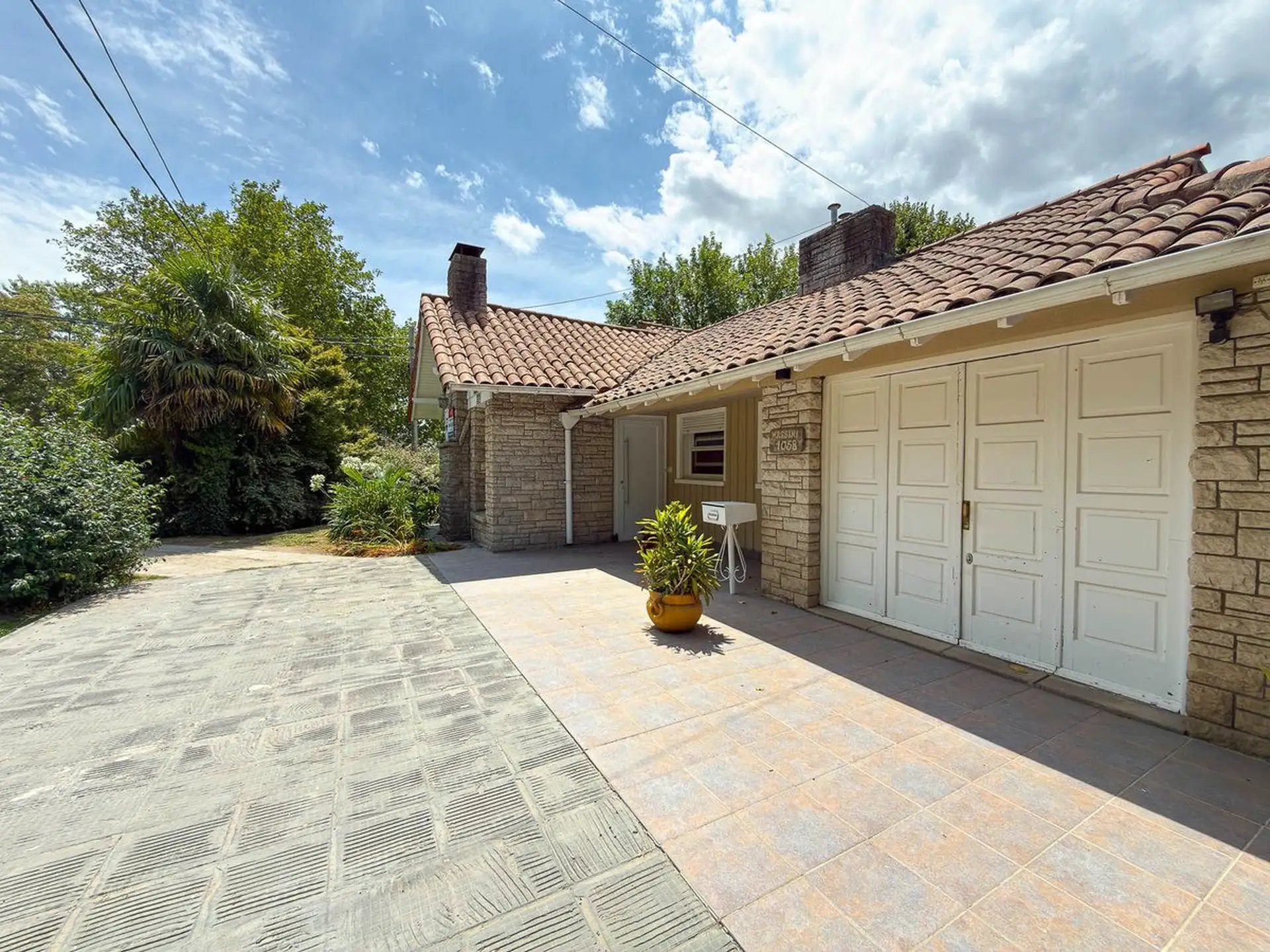 Casa Barrio Golf VENTA con pileta Tandil