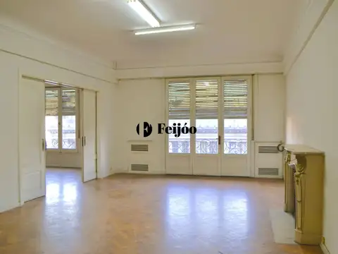 Departamento en Alquiler de 6 ambientes