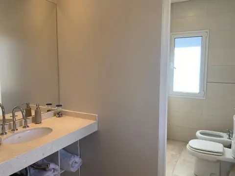 ALQUILER CASA AMOBLADA EN SAN LORENZO