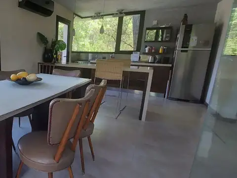Casa 4 ambientes con 3 baños
