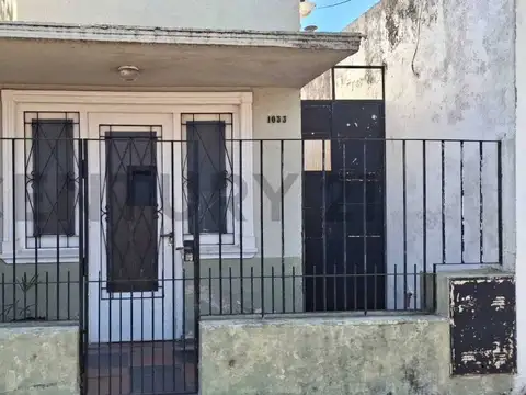 158 entre 12 y 13 1000, Piso 0