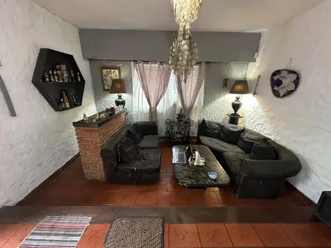 Casa en Alquiler al Oeste