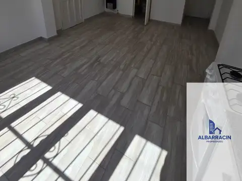 Depto Tipo Casa en Venta en Villa Primera, USD 39.000