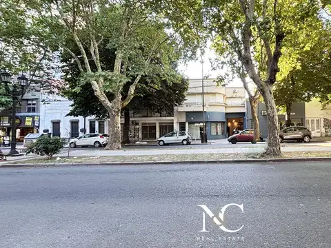 PH en Calle 51 al 1000