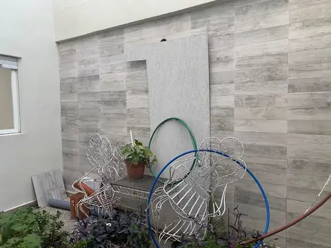 PH EN PLANTA BAJA CON PATIO