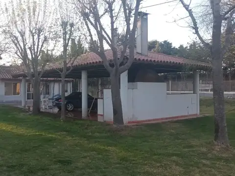 Casa venta-Guaymallén-Jardín-1 dorm.