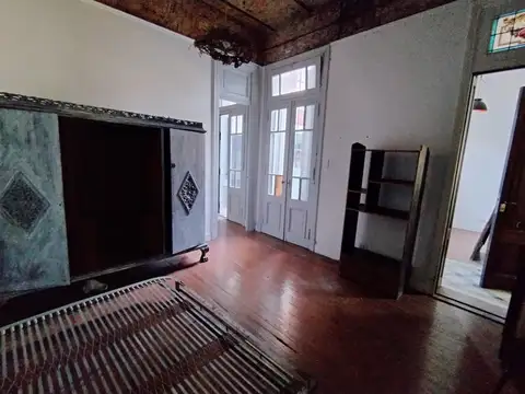 Depto Tipo Casa en Alquiler 90 años