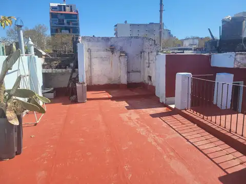 Depto Tipo Casa en Alquiler de 3 ambientes