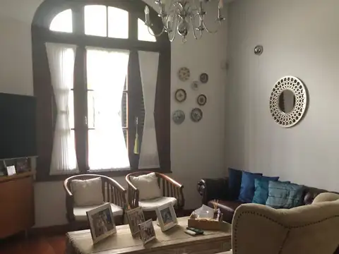 Saenz Peña 900