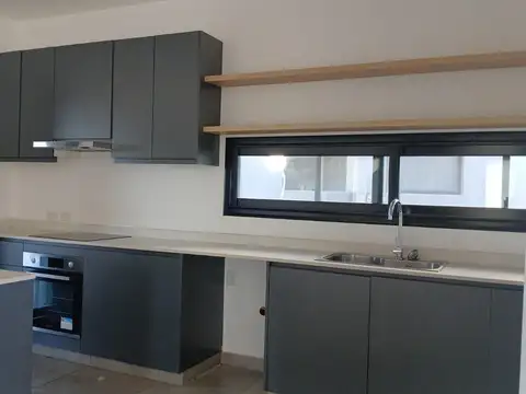 Casa en Alquiler al Norte