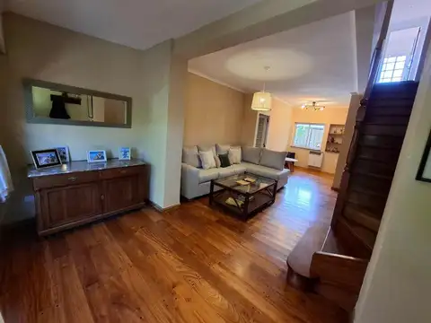 Bernardo de Irigoyen 800