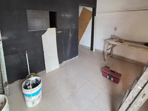 Local en Alquiler en San Justo, $ 500.000