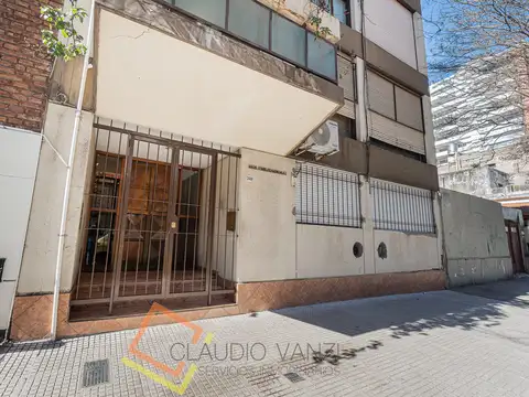 Montañeses 2800, Piso PB