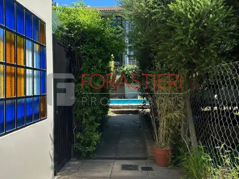 Depto Tipo Casa en Venta 24 años