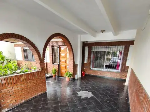 Casa en Venta en Villa Ballester, USD 140.000