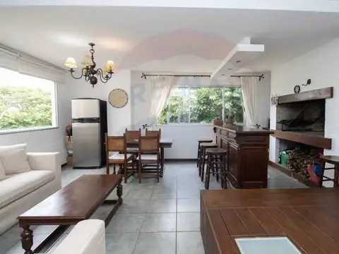 VENTA 2 CASAS EN CARRASCO SUR CASI RAMBLA